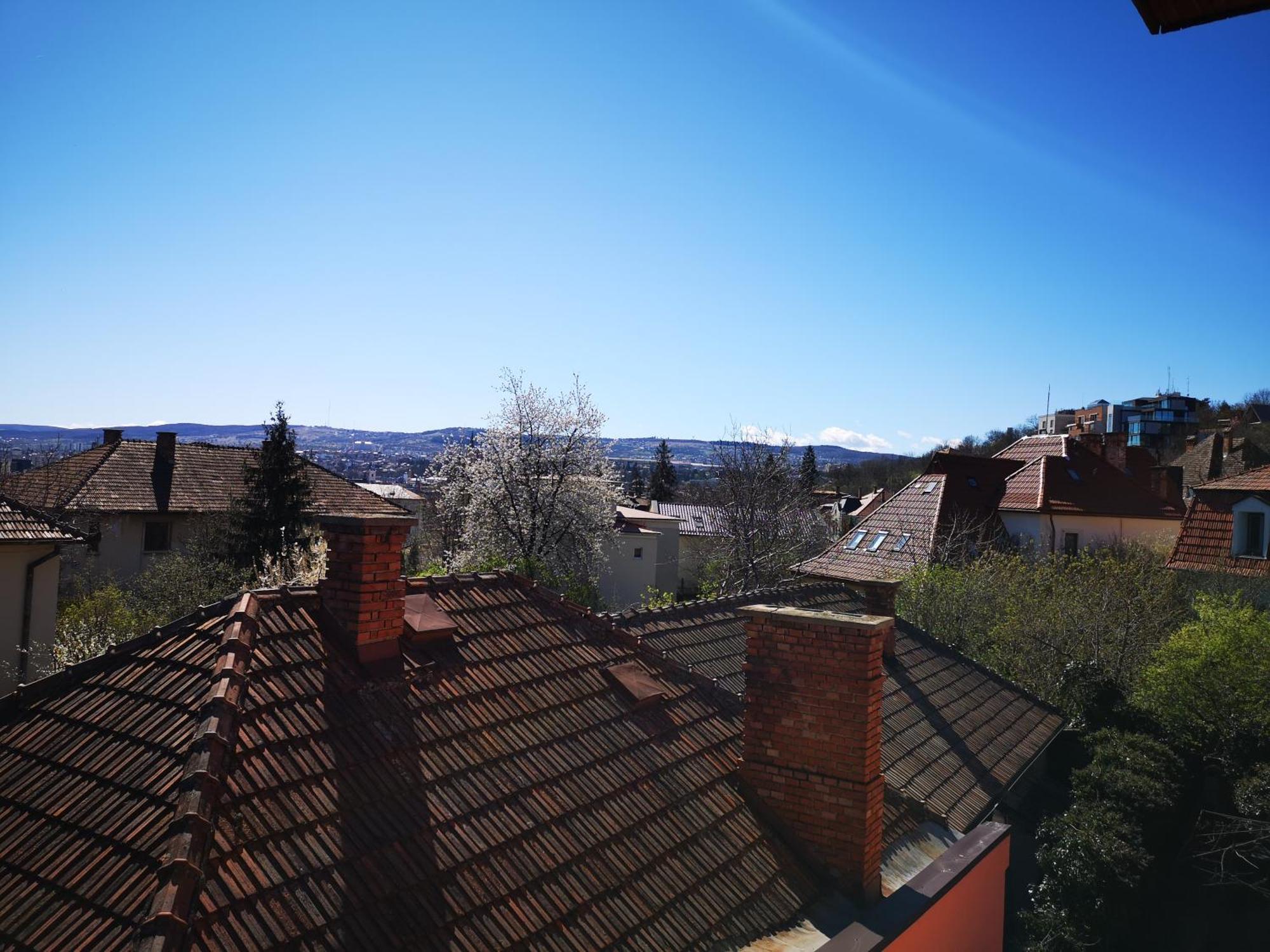 Villa-Hotel Escala Kolozsvár Kültér fotó